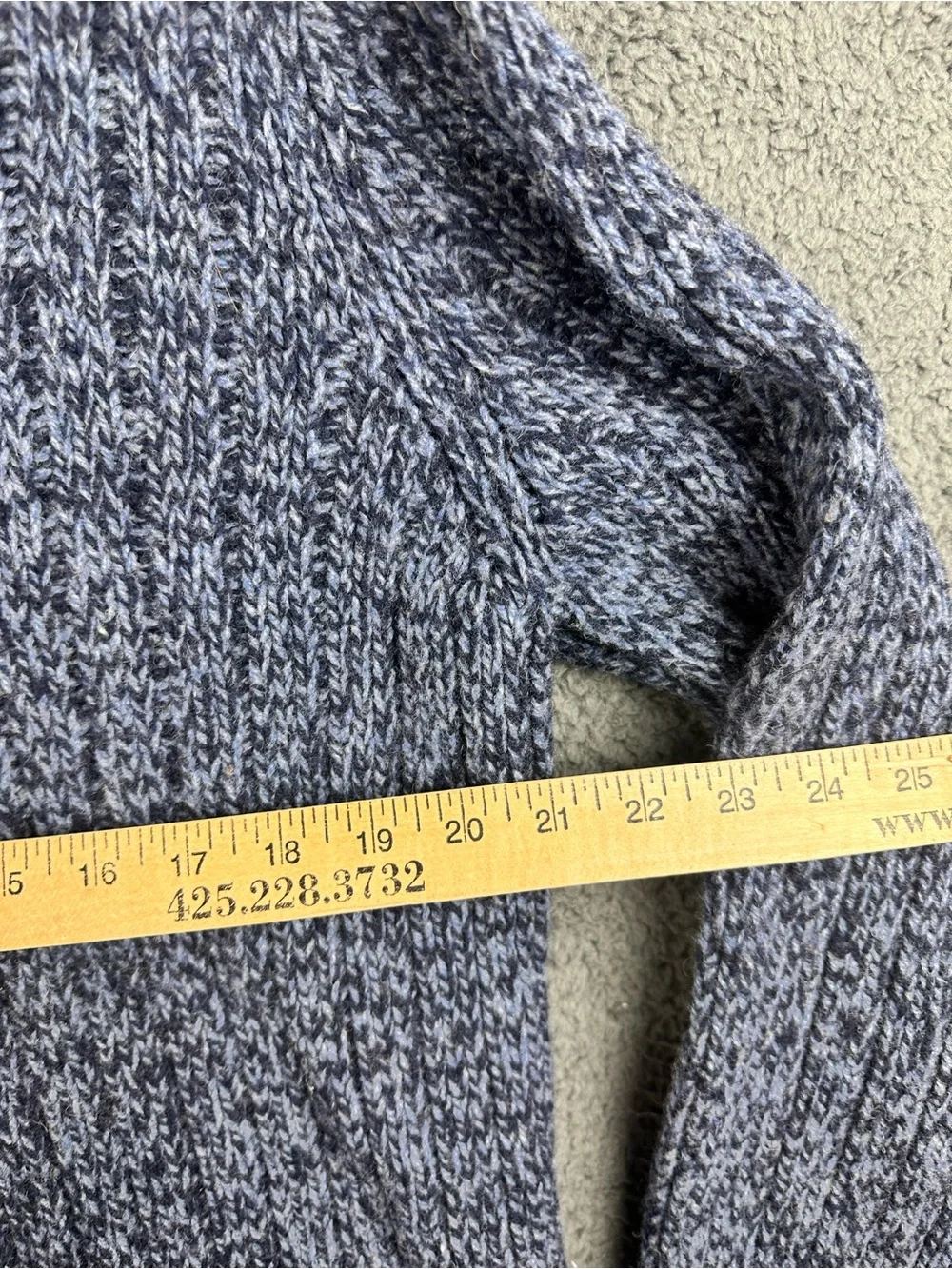 LL Bean Mens Large Lambswool Crewneck Sweater Blue Marled Knit Pullover 500586